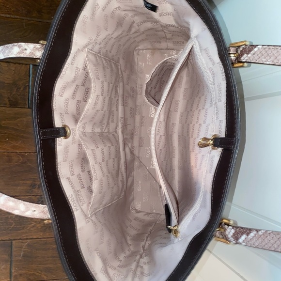 Michael Kors snakeskin purse - Picture 2 of 6